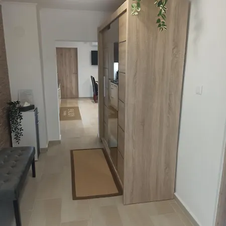 Rozina Vendeghaz Apartman