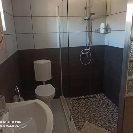 Rozina Vendeghaz Apartment Balatonederics